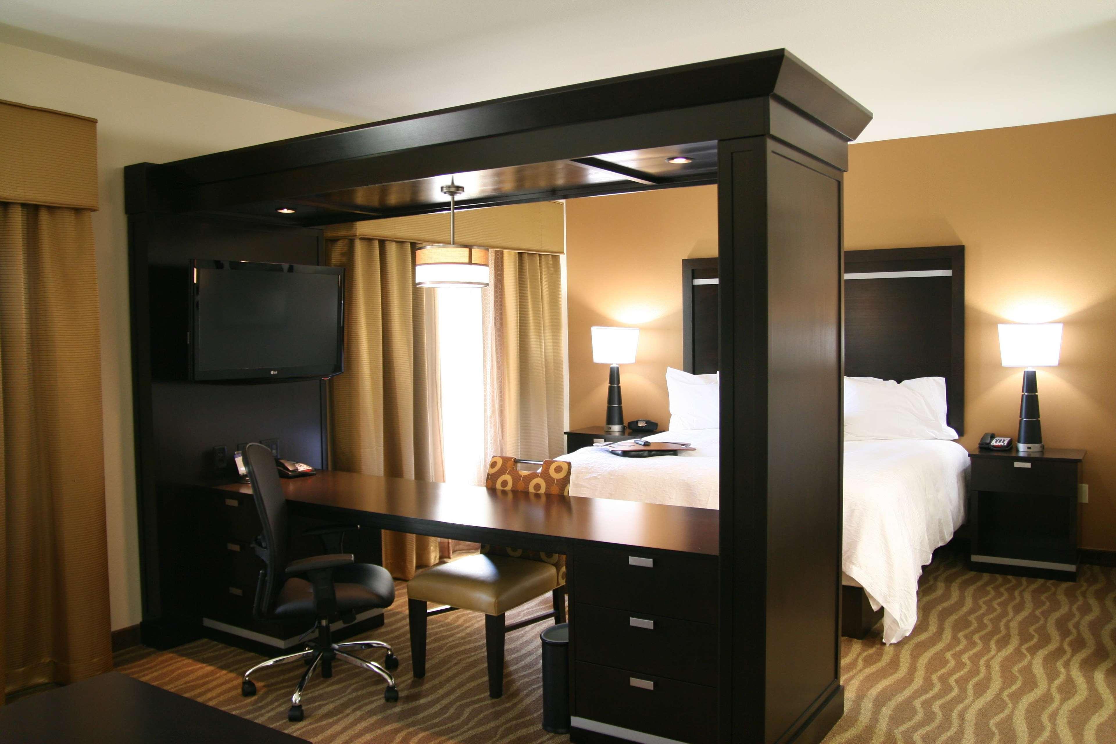 Hampton Inn & Suites Cleburne Room photo